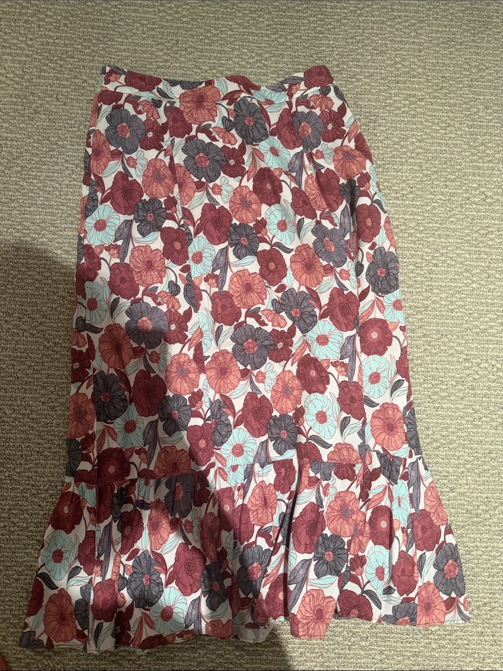 Wilfred Floral Tiered Maxi Skirt – Red, Coral & Teal Flowers